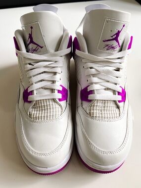 Hyper Violet Jordan 4 Retro
